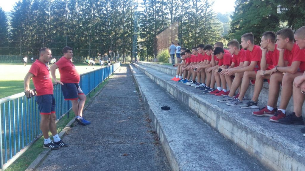 DOGOVOR PRED UTAKMICU