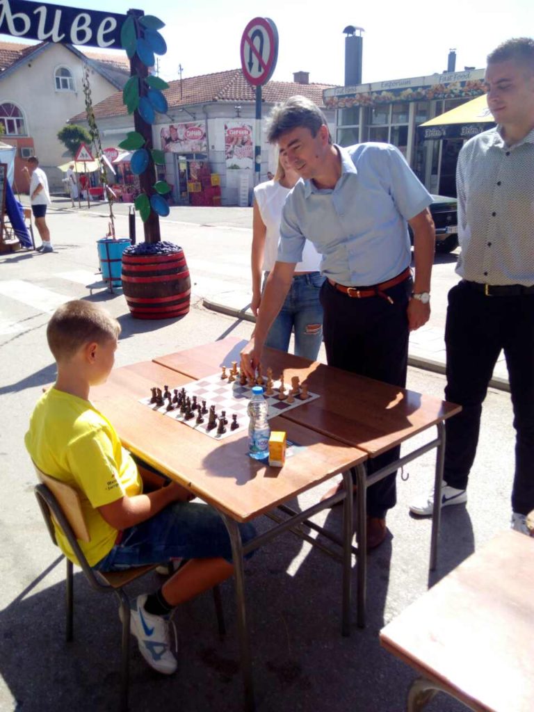 Jozić simultanka (1)