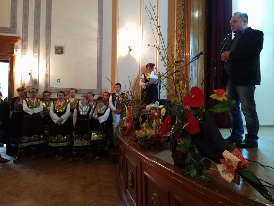 30007705_1785790998151226_686736713_n