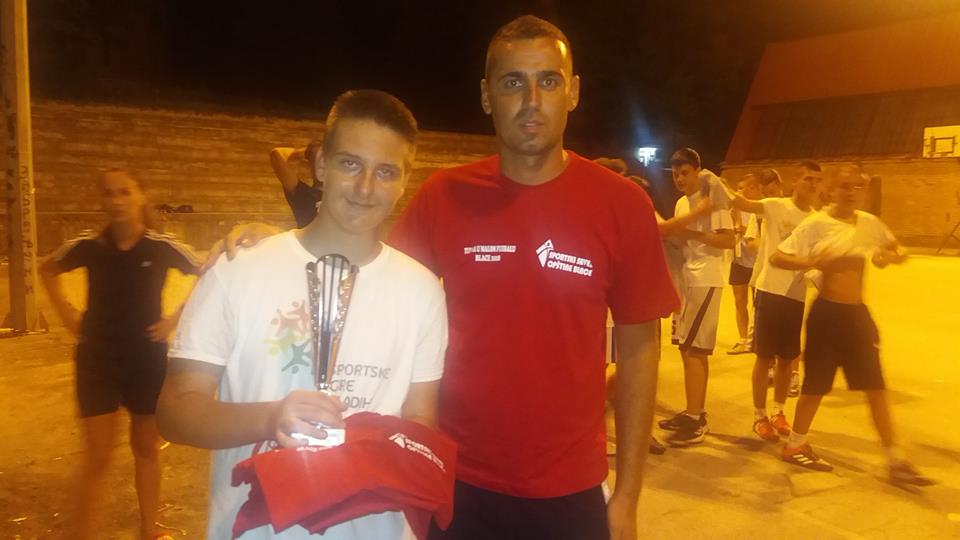 39883690_10213978871891258_3653269787221426176_n