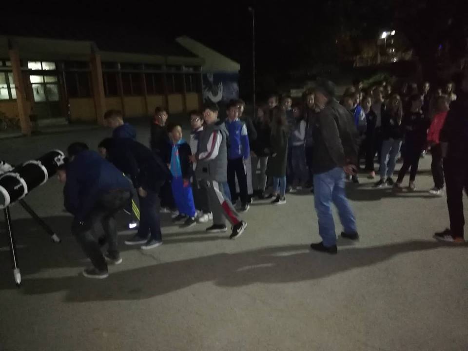 43762254_271287640388059_3151372652178833408_n