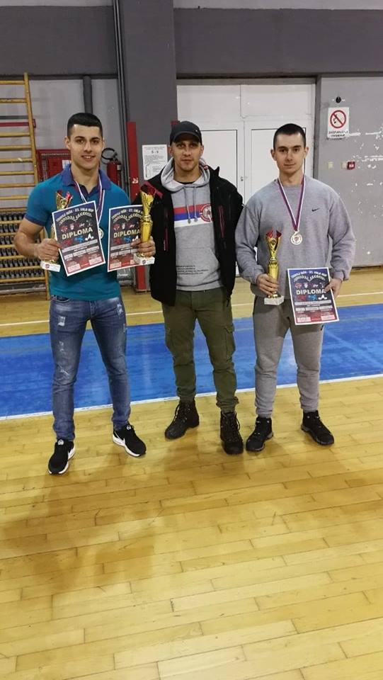 50244596_790200854645953_8285340158522294272_n