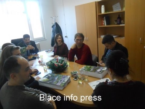 Predsednik SO Blace, Zlatko Dimitrijević uručio sertifikate odbornicima SO Blace koji su uspešno završili elektronsku obuku koju je organizovala stalna konferencija gradova i opština