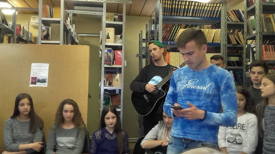 18191398_1322747614429326_720155782_n