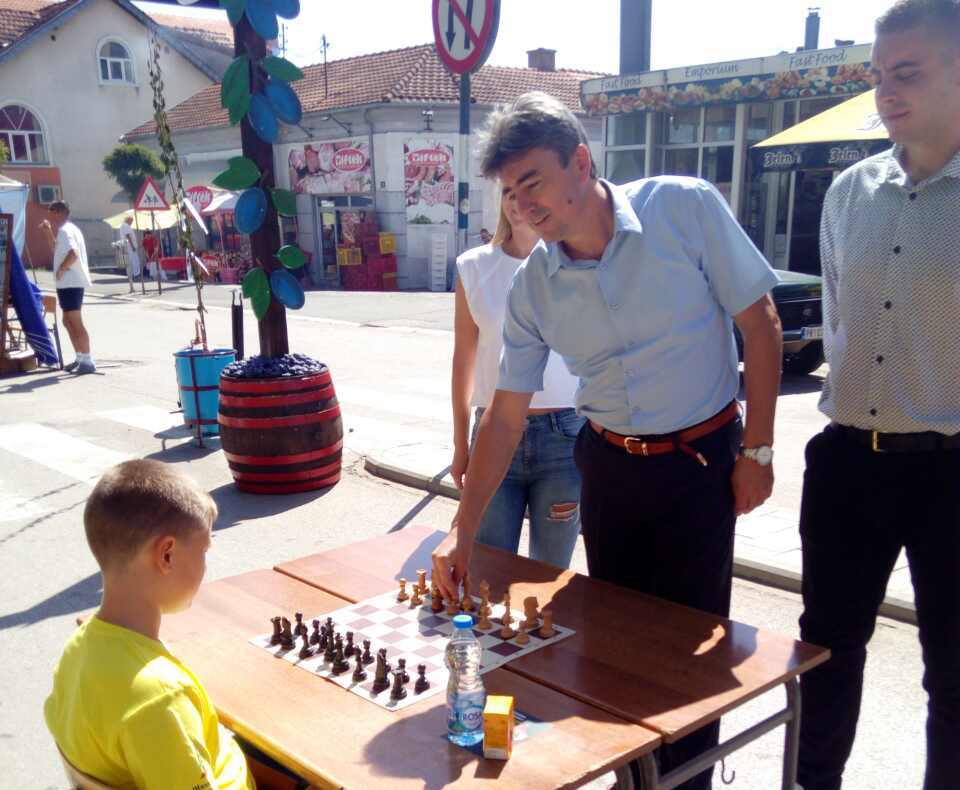 Jozić simultanka
