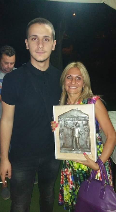 media-share-0-02-04-741a935c29d186c67822883720bb4974cf445c09d4a954bff4f9549f6c694b34-Picture