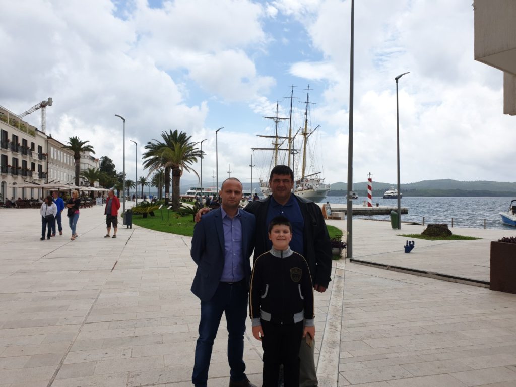 0-02-04-c6ca1c7c3e42ae2f07db2b63b17a7b7c692735cfb3d7f23715f69e7f7b094de4_435ba18d