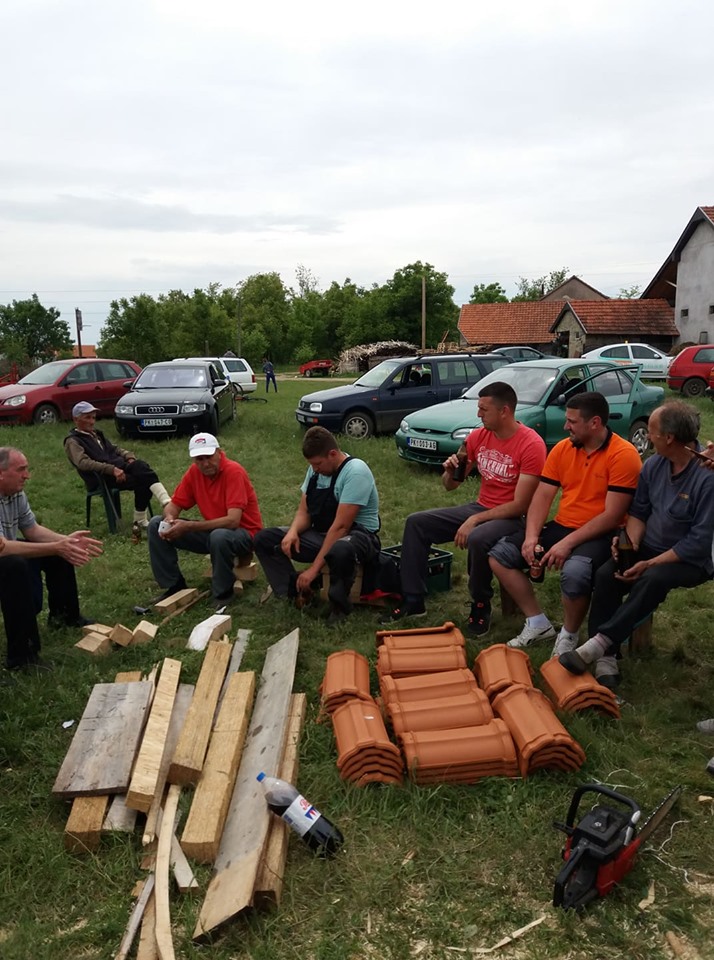 60422867_618281751979886_6171398461347332096_n