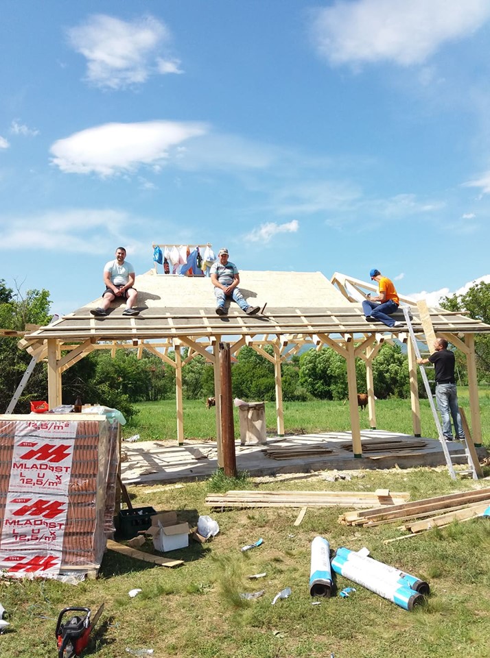 60769941_650447638736379_6725657239207542784_n