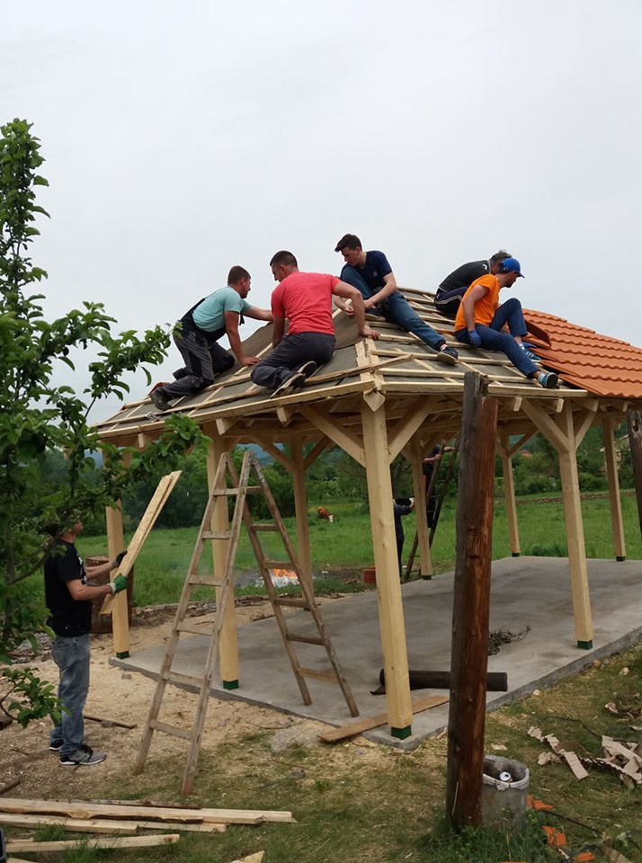 60976313_1275033059328789_947037368190238720_n