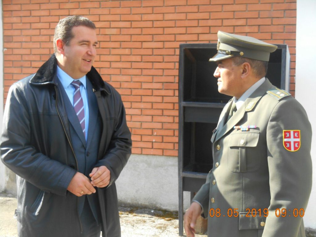 IMG-22d1e551cf40d8f552166e0cb6120159-V