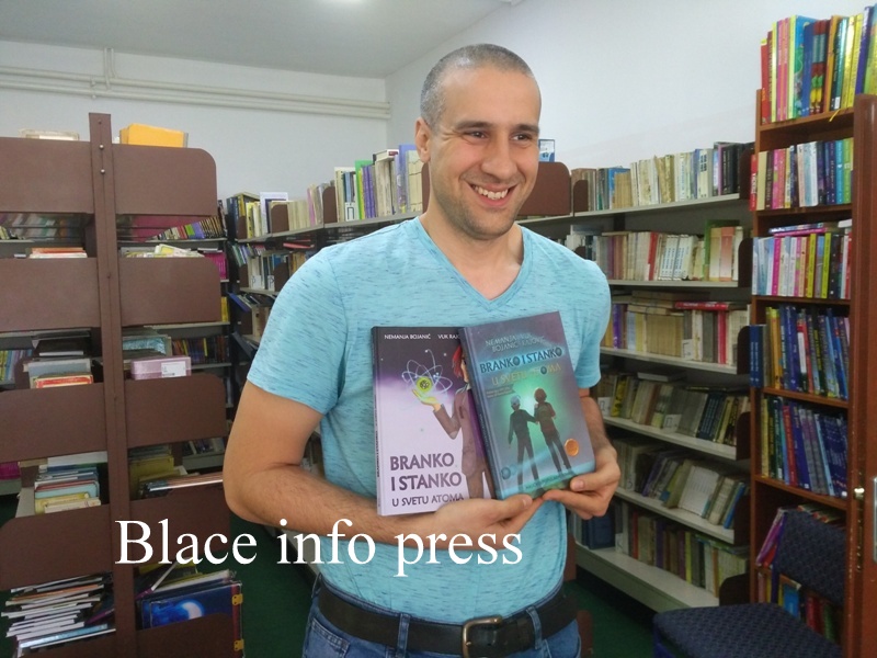 Vuk Rajović posetio je i Narodnu biblioteku " Raka Drainac" Blace