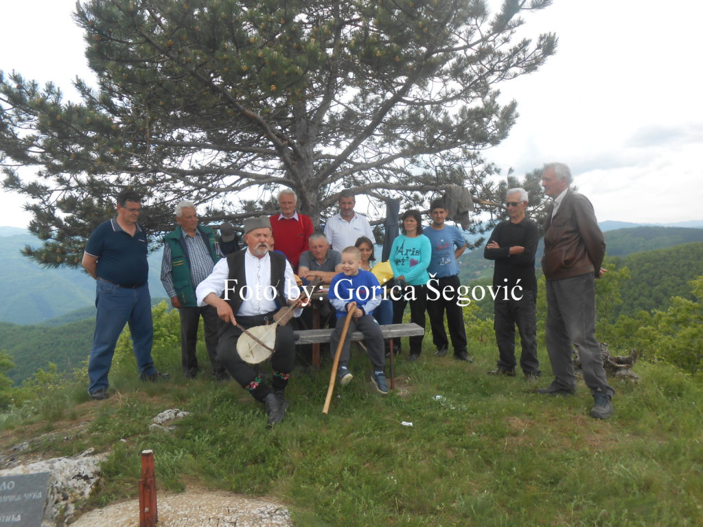 Meštani sela Sagonjeva i danas se okupljaju na zvuk klepetala