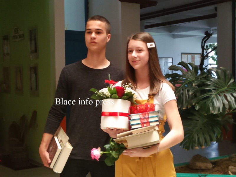 Sportista generacije Dimitrije Miljaković i đak generacije Nevena Bogićević