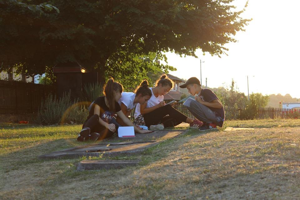 IMG-34594435268d42a92f3494358f74b762-V