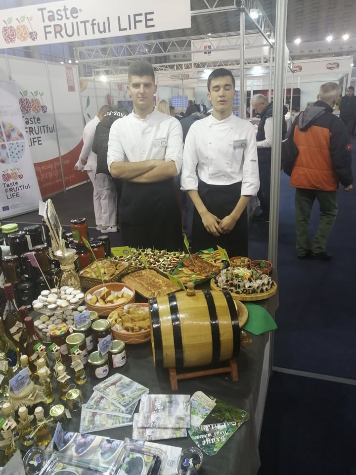 71277125_661520810918609_8008756153129369600_n