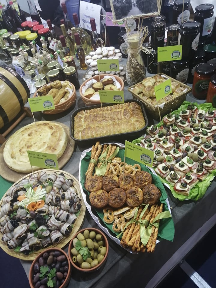 77048582_954291658269125_1690739740363456512_n (1)