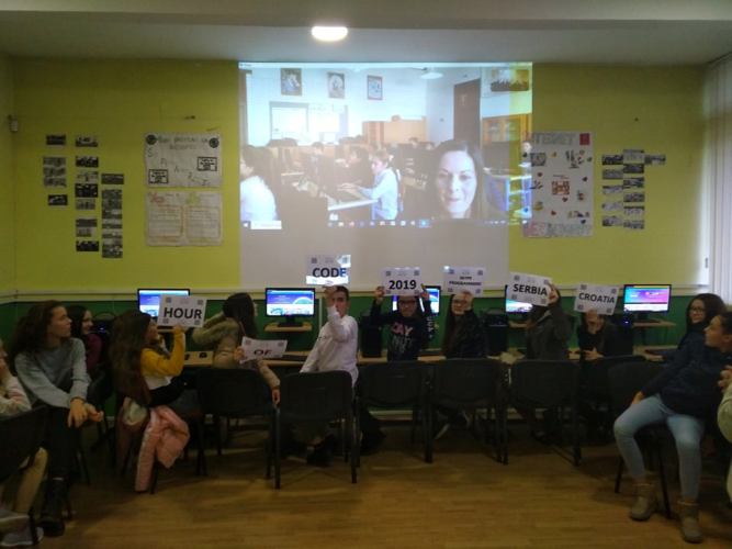 78482970_839061996546581_7012904707798597632_n