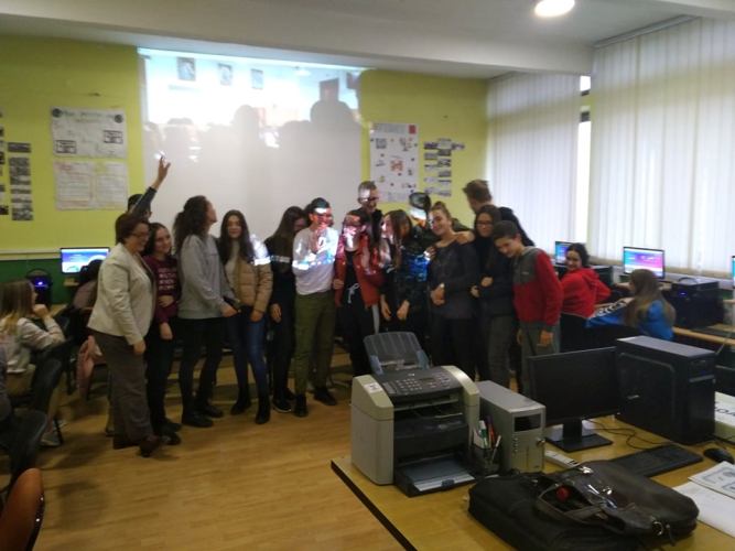 78960847_554384238457659_1808139110871728128_n