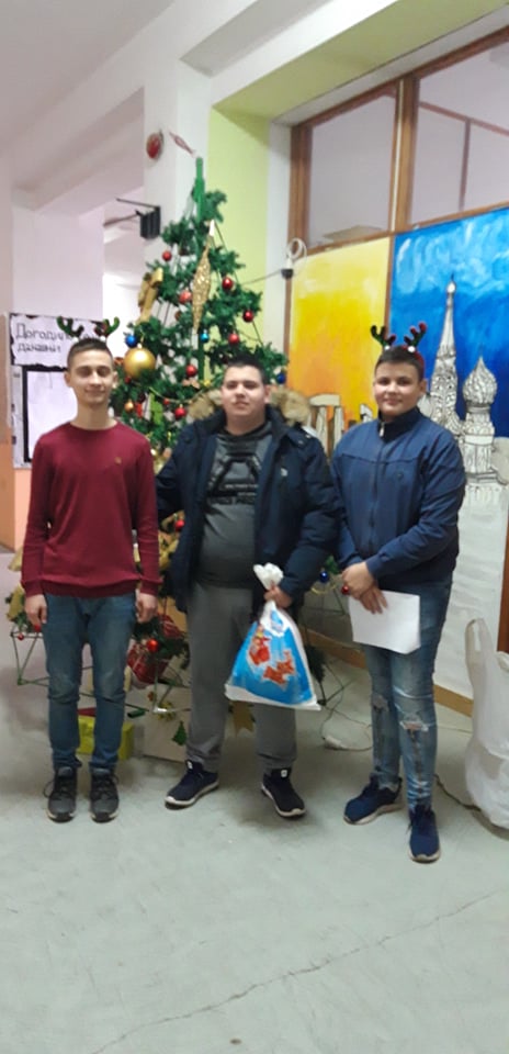 81672306_577282369506361_5360900779261558784_n