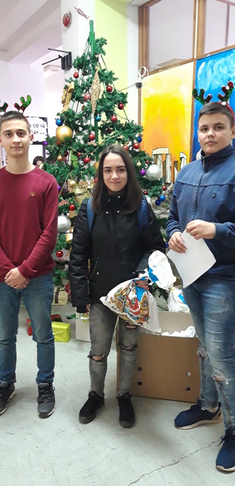 81753689_495670264398732_2151647150642036736_n