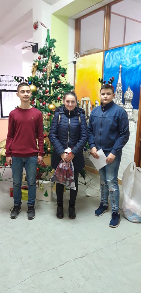 81923809_967032400348070_1104230456804507648_n