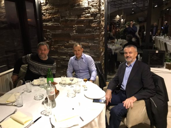 IMG-9b5fb833146f277f701e03efd457e3c0-V