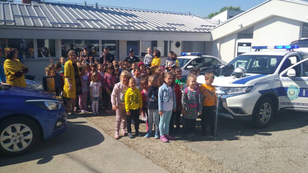 280097553_517869576588655_6146537176063537224_n