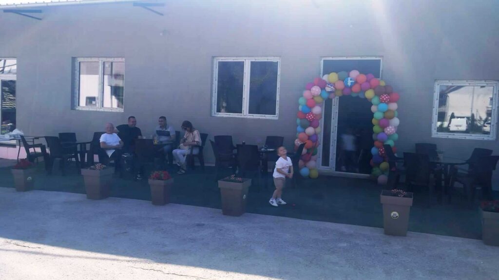 280239281_352650796743756_8840278808312672945_n