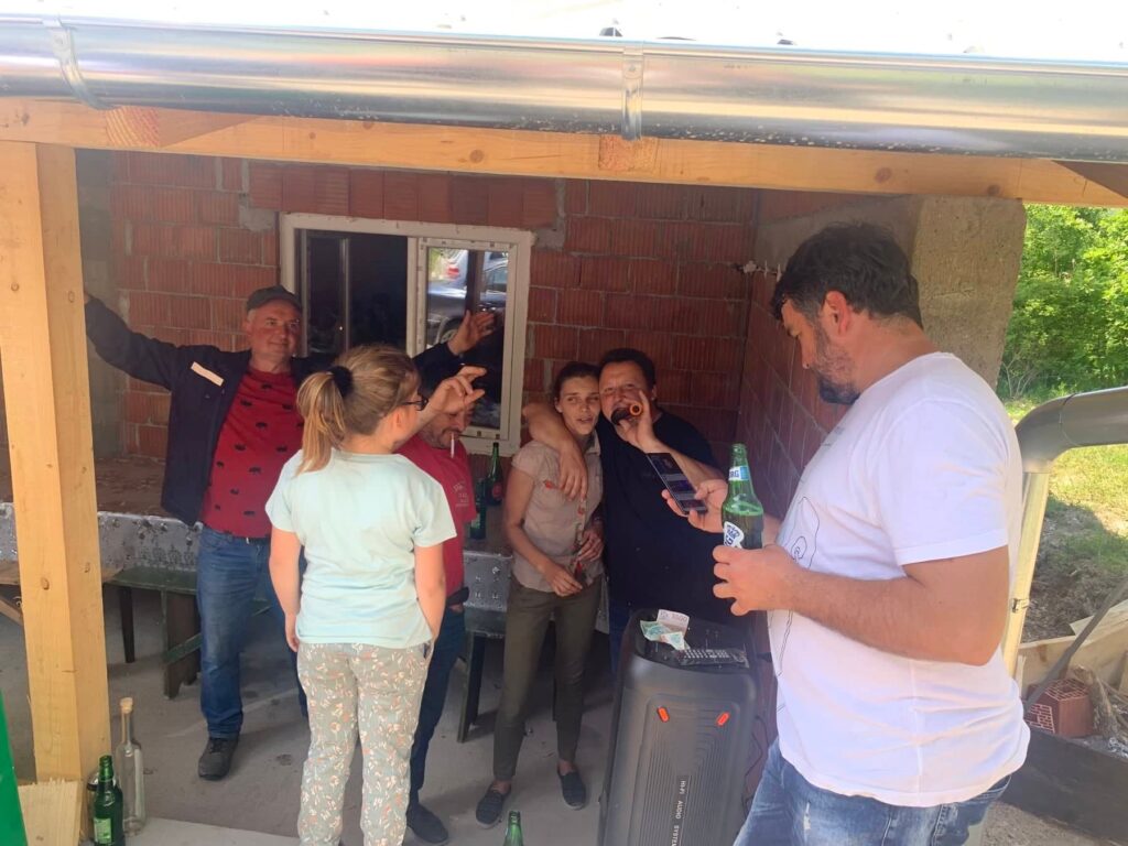 280269015_704532257457224_75456681195196048_n