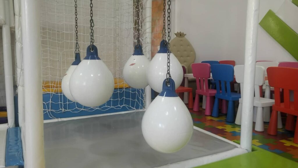 280271112_330230532553581_3908650680127208893_n