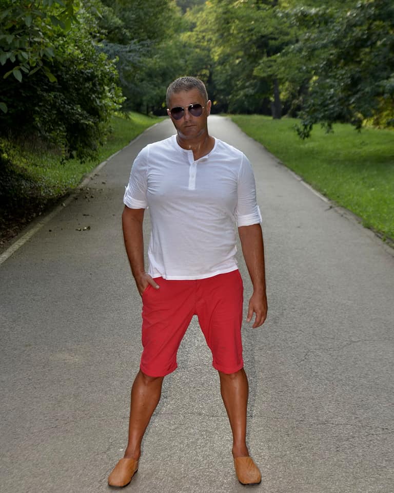 39074177_10217369985990521_4289774671949201408_n