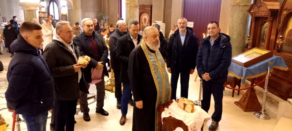 IMG-1046a398acf83b5d0a152cd0eb578170-V