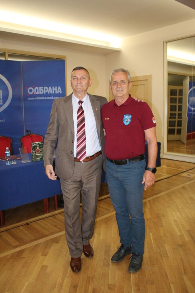 348359345_2474727642695403_6923452189269516621_n