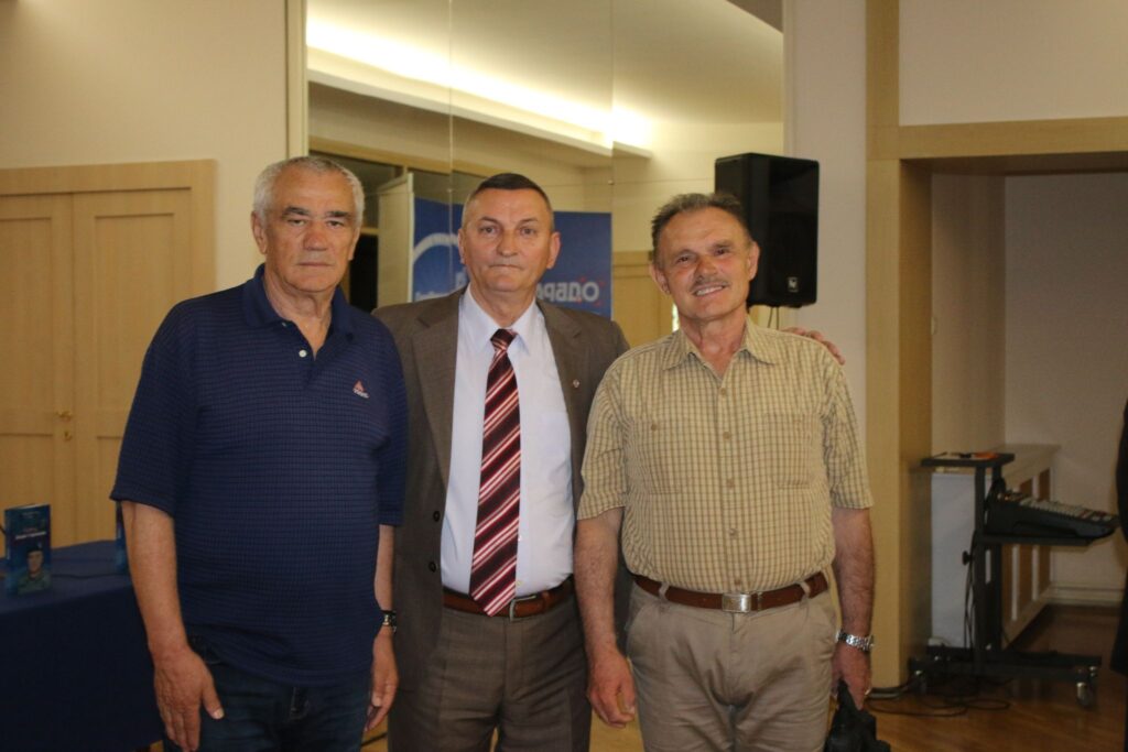 348360138_1038150640928574_379400595843420154_n