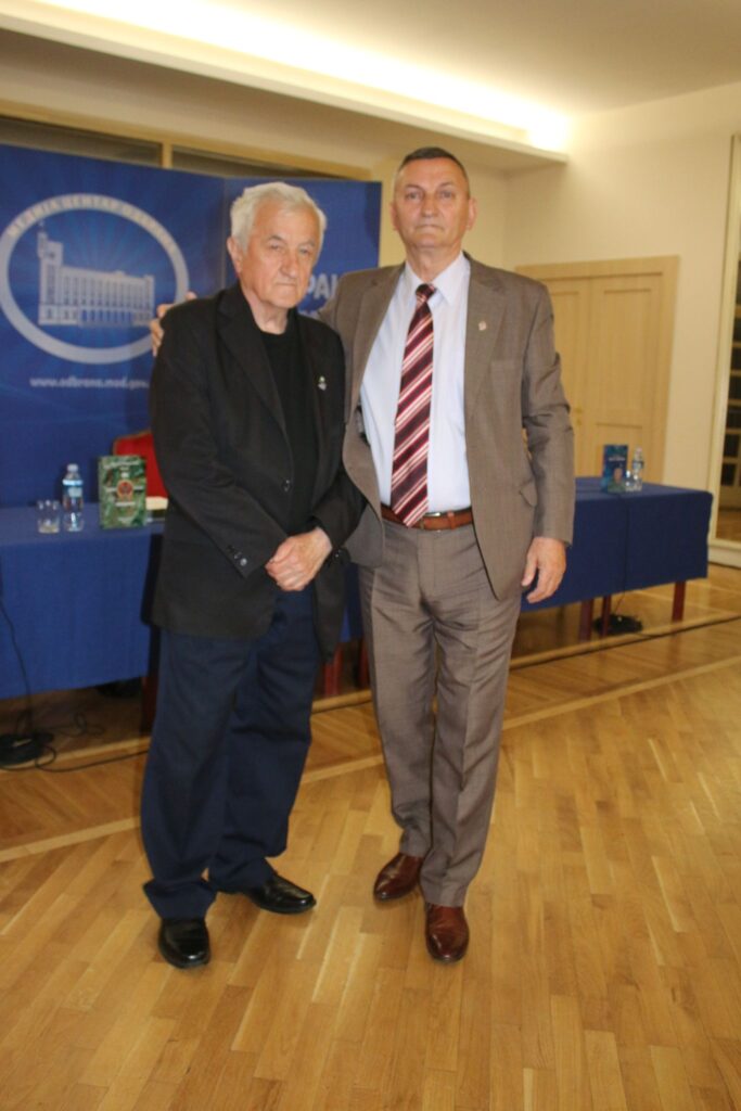 348383583_295067419519698_1430526220473836901_n