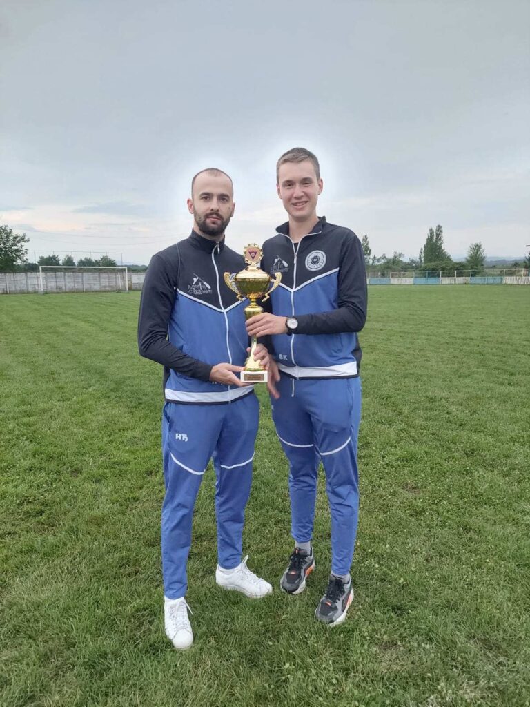 IMG-de97d4f033faa55cce8788bca6d2915b-V