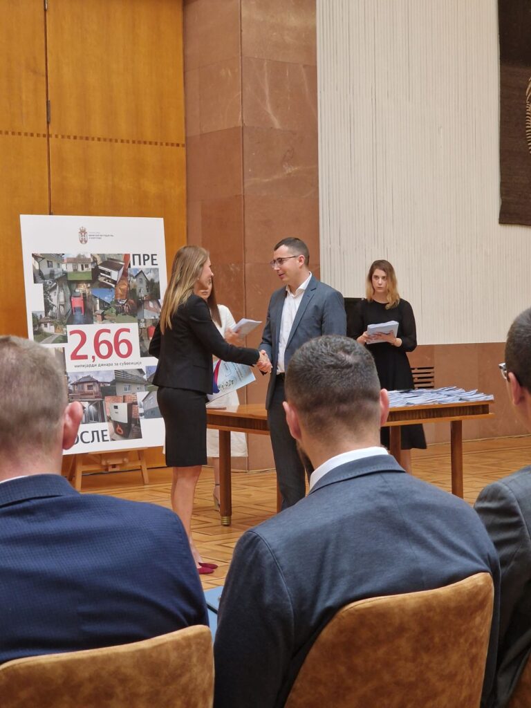 IMG-6d3a4144801a424e944af918237090d0-V