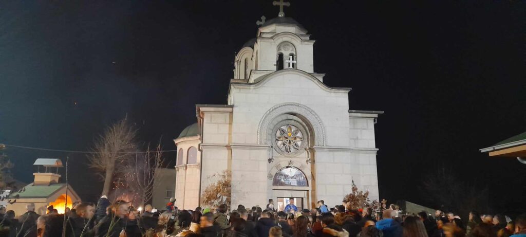 ad3d372e-2a7a-4311-b465-0e2fea46c75d