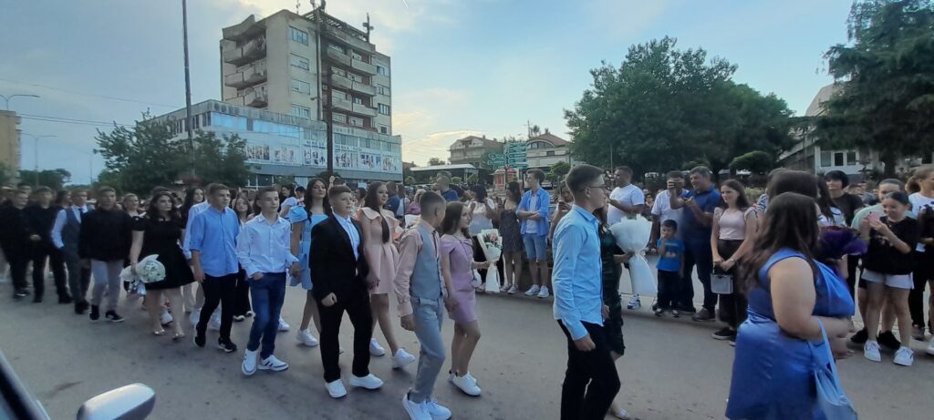 c4d6bf3b-70bb-4b5a-8b1e-e3fbfc191b87