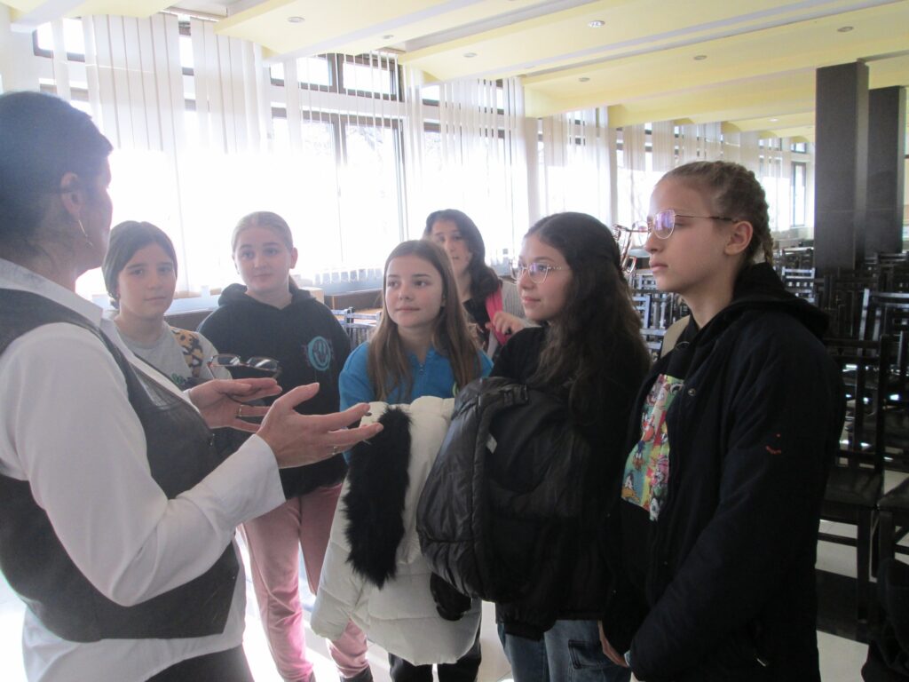 468434458_1077745097471022_7417442333057498910_n