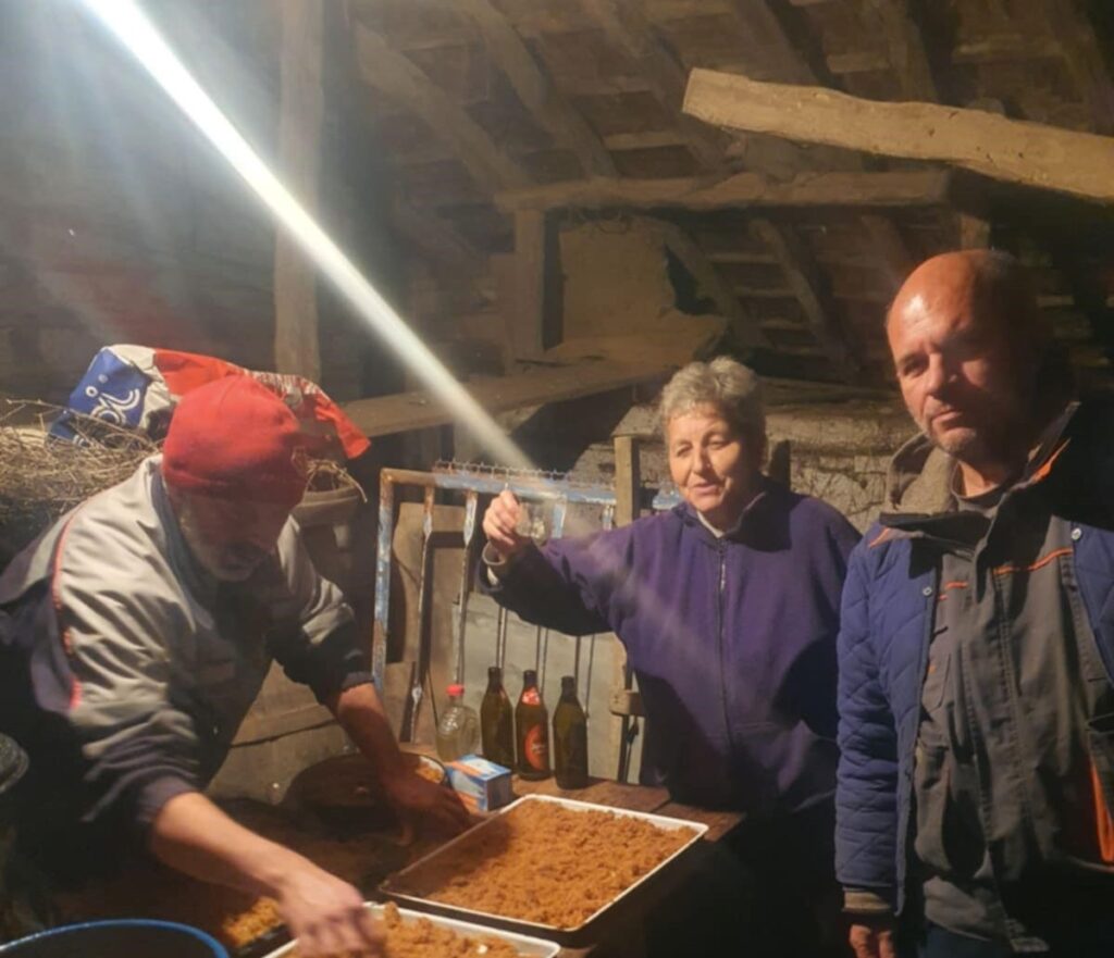 179cdbc9-81da-4796-a494-a8a3c86730c1