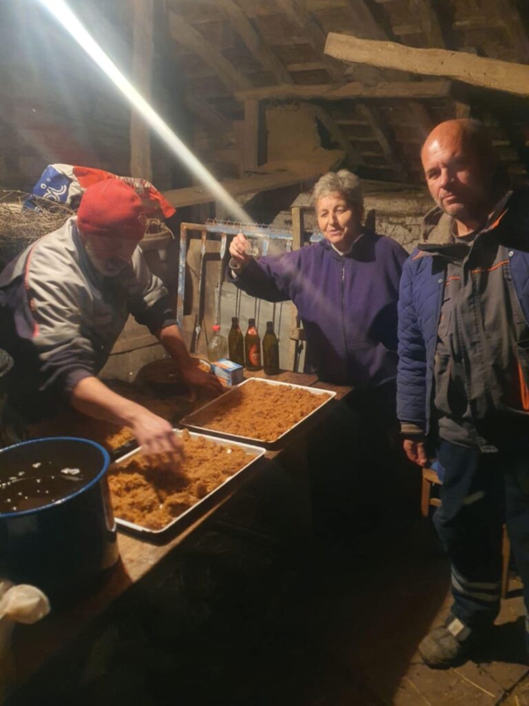 179cdbc9-81da-4796-a494-a8a3c86730c1