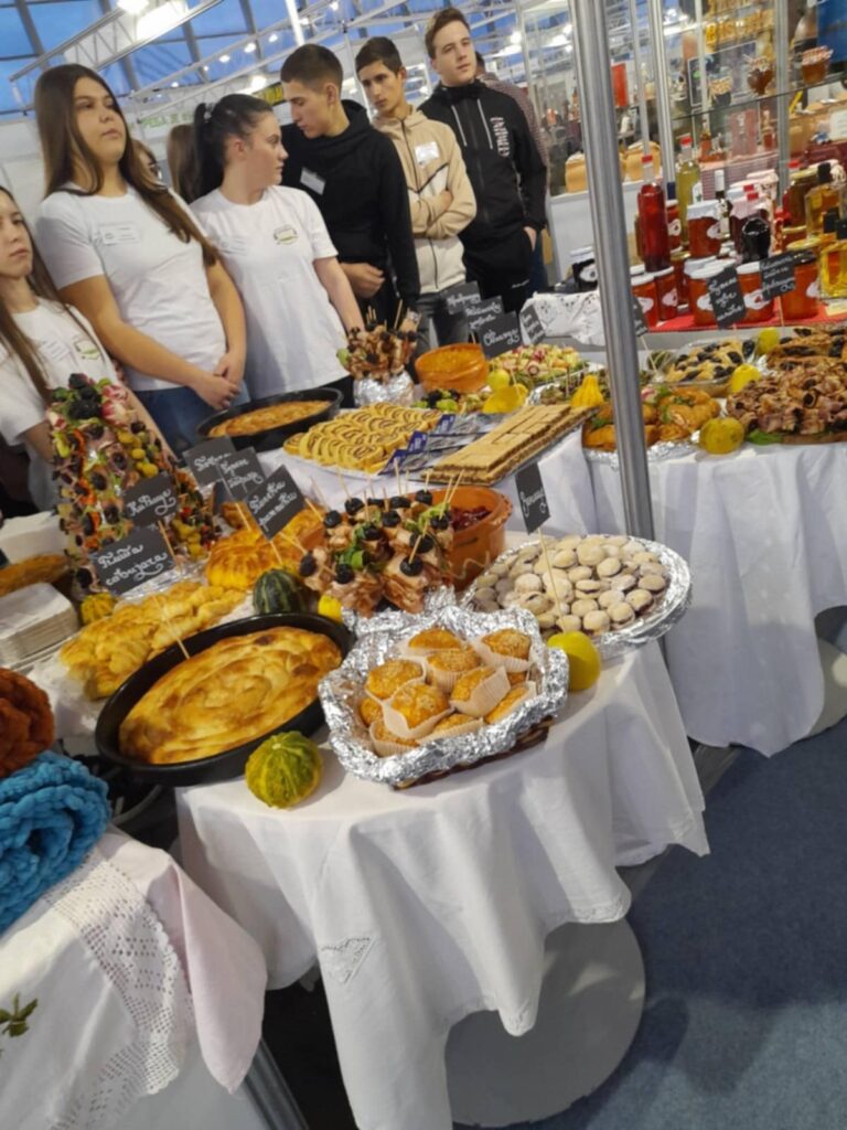 50628183-633e-407a-b9c7-df7e1a19e923