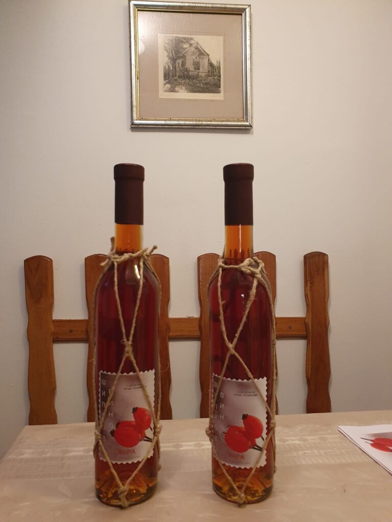 271790754_484084956683751_6302722393693164932_n-768x1024