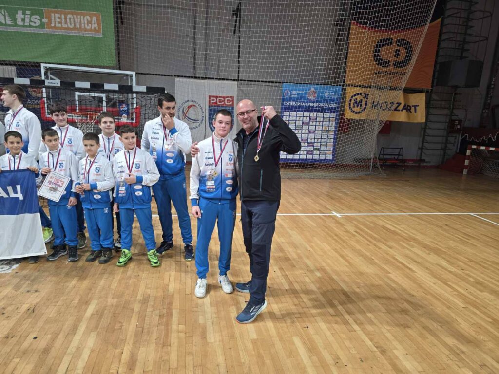 474810160_586957624219049_5680925918159639343_n