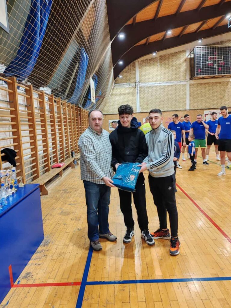 5deec761-8215-49b5-9bbc-acb81512fed5