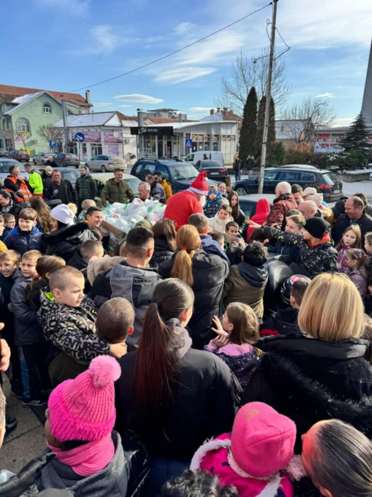 9afa251e-0bf0-46f4-9076-89a4dfdd67e2