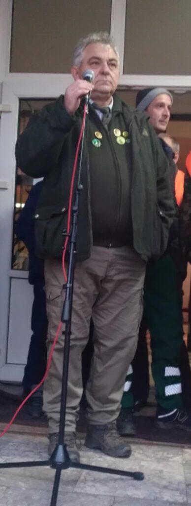 a5fd4ea3-78c0-42ad-ad81-ed60b4927dce