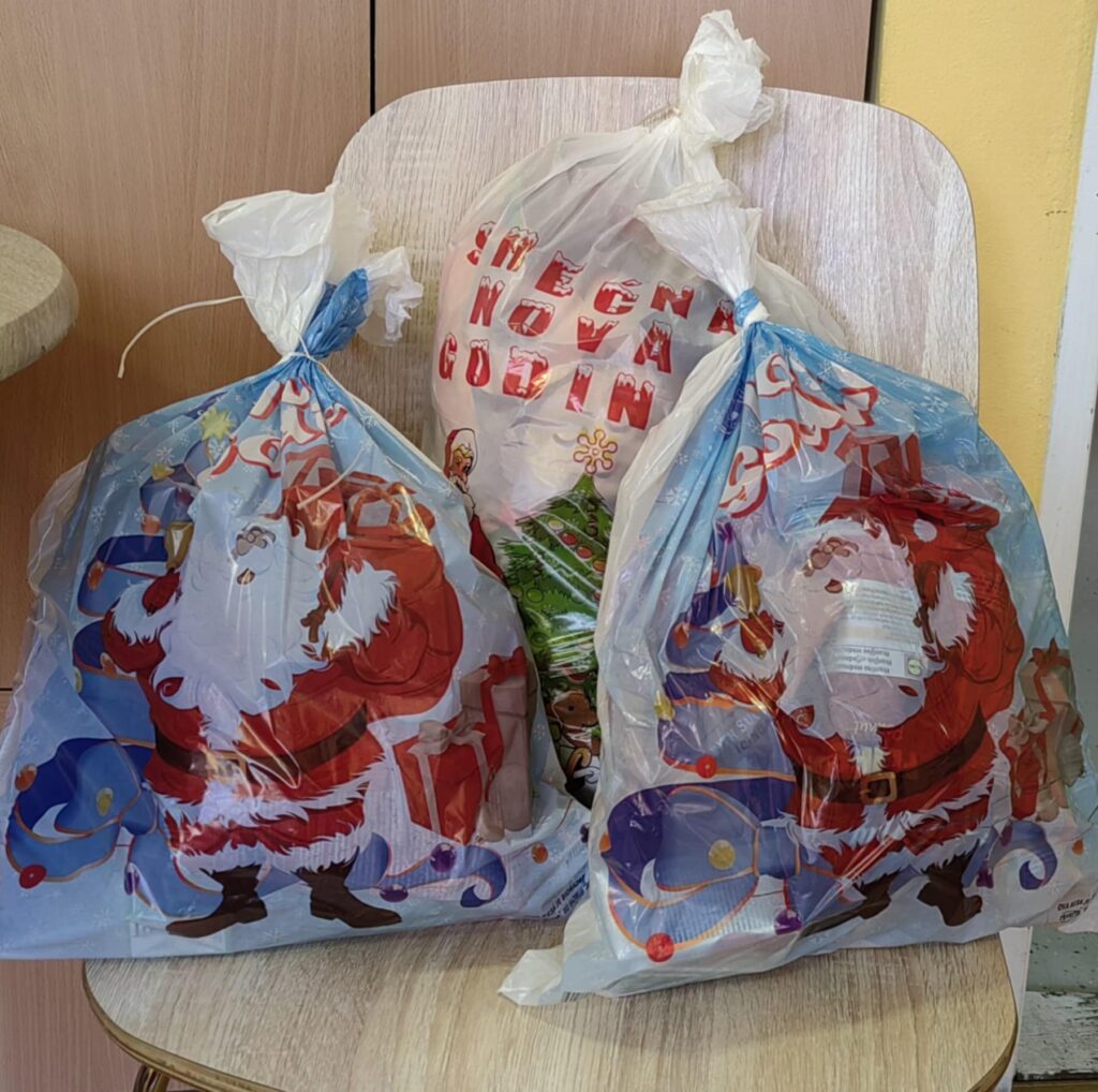 f019811c-4303-4dd7-9ed3-2b75d23136f2